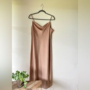 Large Banana Republic Gold/ Tan sleeveless formal dress
